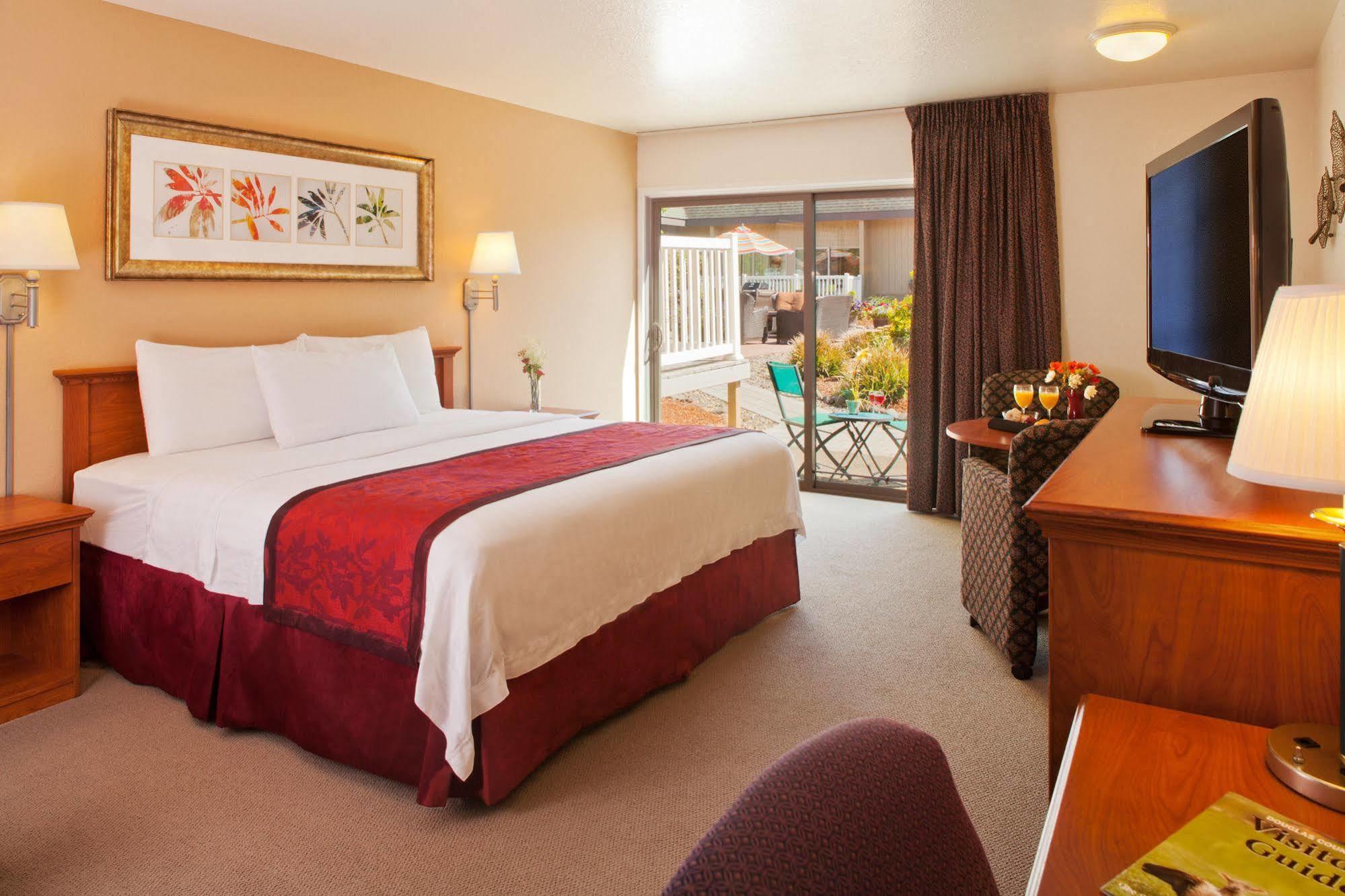 Windmill Inn Of Roseburg Εξωτερικό φωτογραφία
